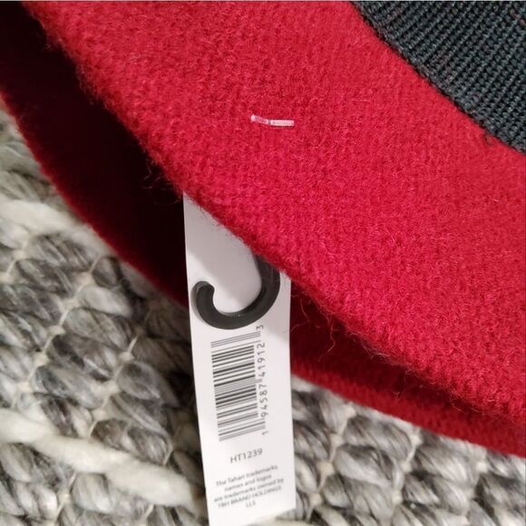 Tahari Fuzzy Knit Packable Bucket Hat - Picture 4 of 7